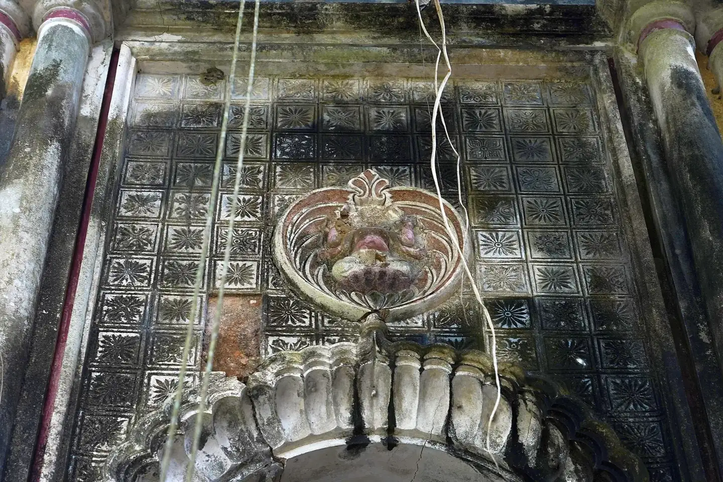Nabaratna Rasmancha of Gopnath at Hosenpur in Paschim Medinipur district, West Bengal