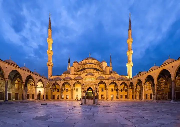 Blue Mosque Courtyard Dusk Wikimedia Commons