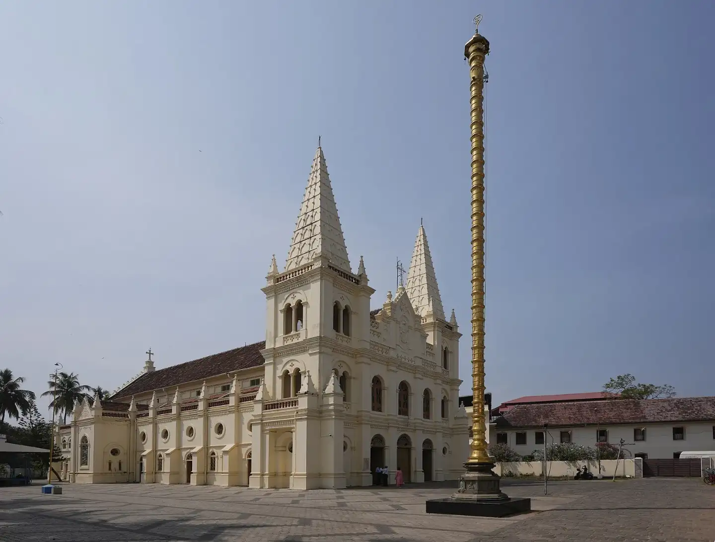 Santa Cruz Basilica Kochi