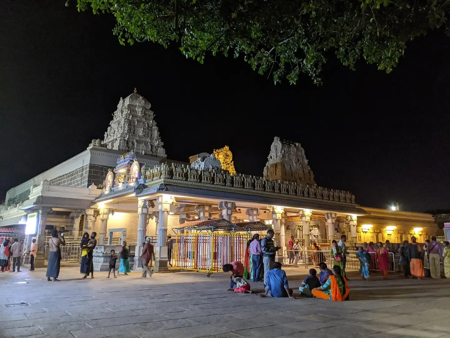 Kamakshi Amman Temple Night
