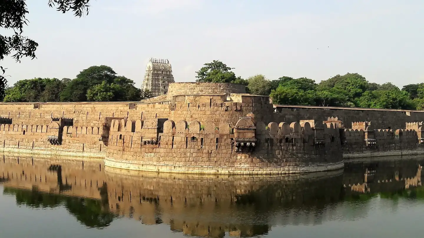 Vellore Fort and Jalakandeswarar temple
