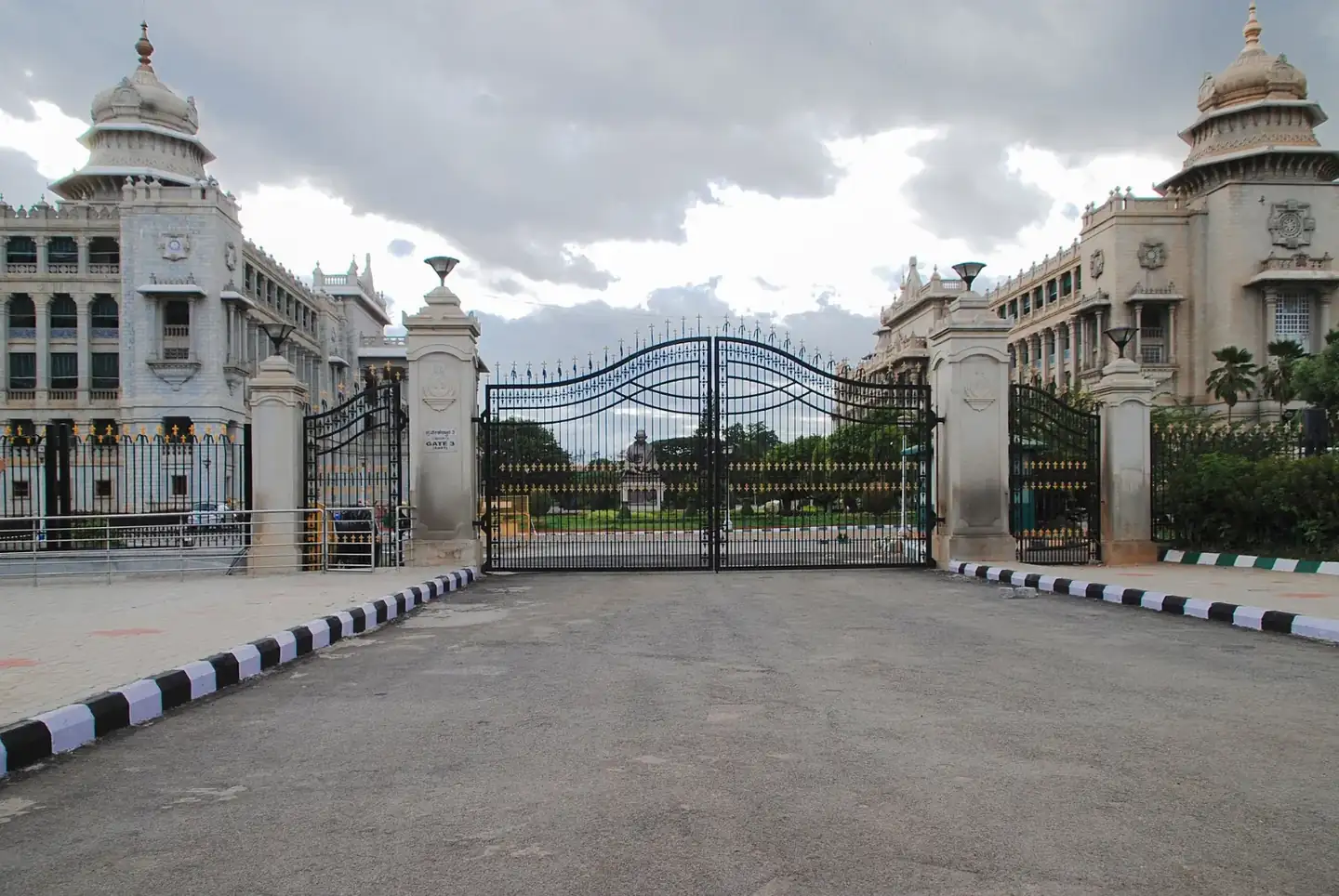 Gate , Vidhana Soudha