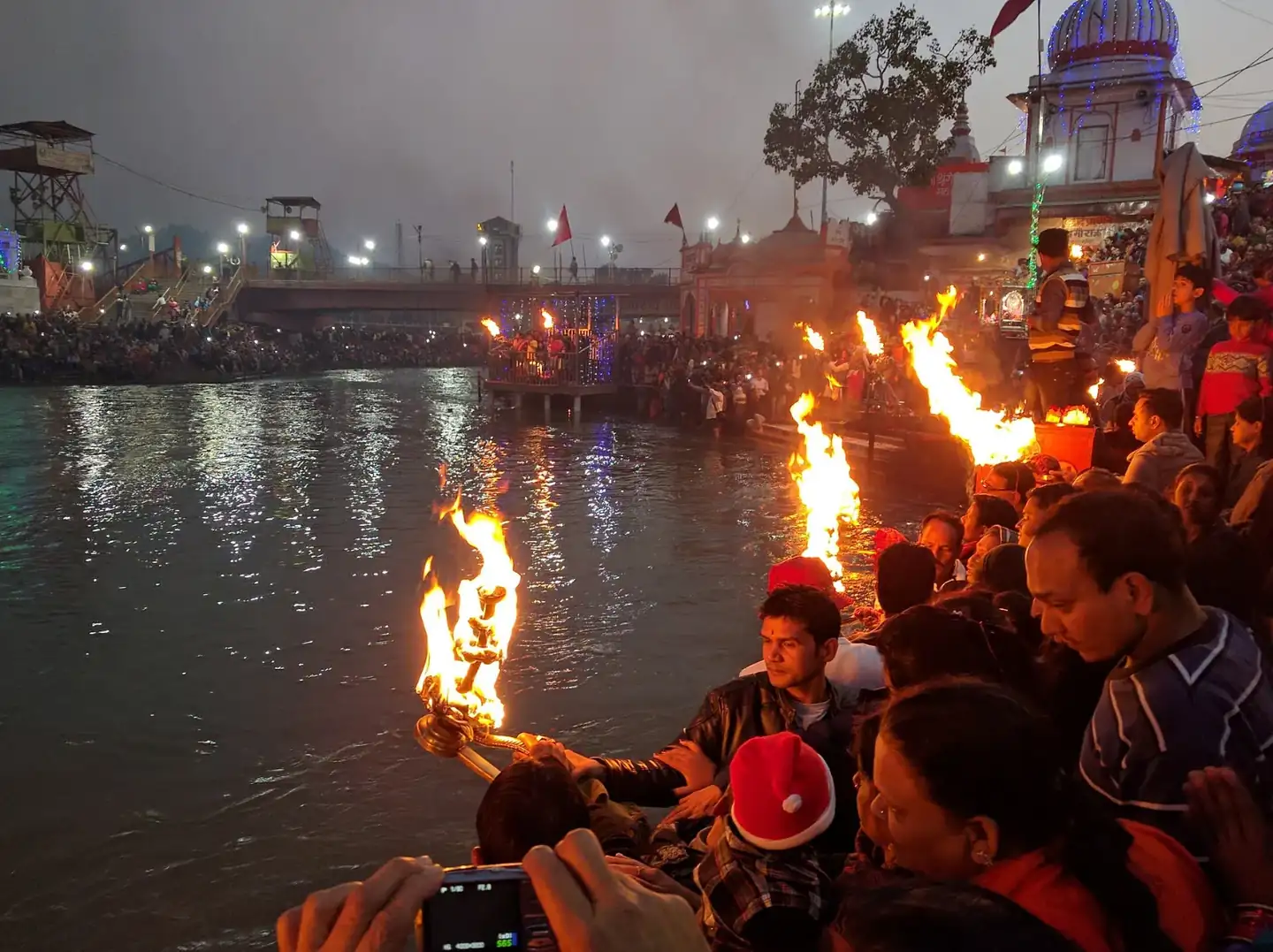 Aarti at Har ki Pauri on Explore