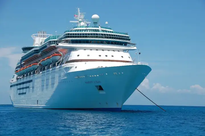 Cruise ship Majesty of the Seas - Bahamas - Caribbean Sea - Atlantic Ocean - May
