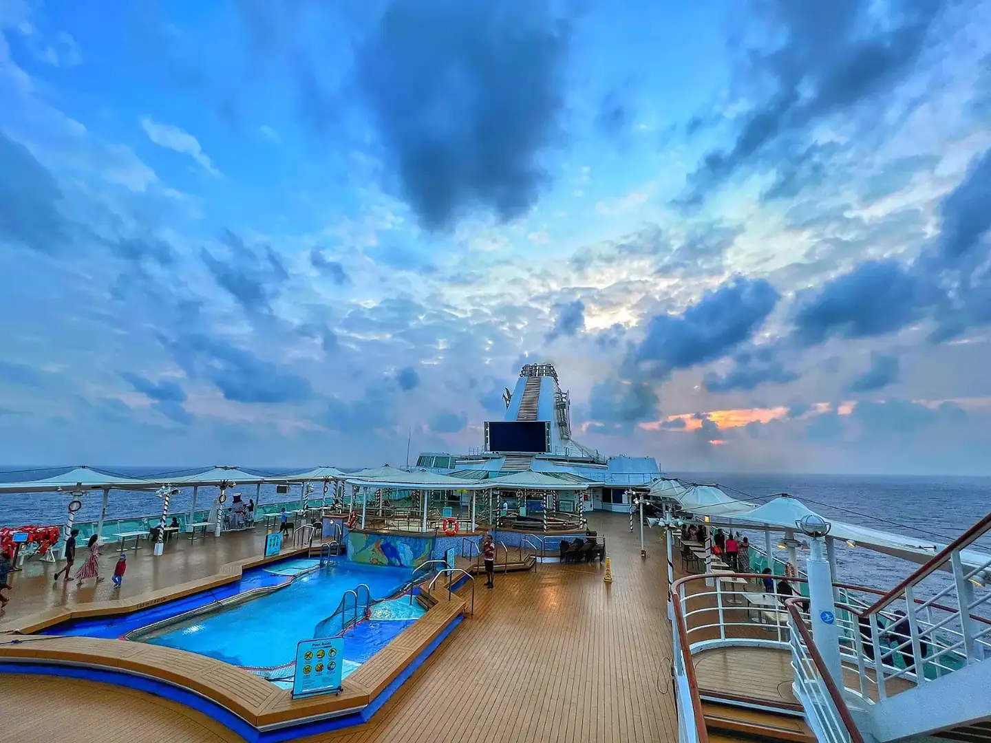 Cordelia Empress pool deck sunrise