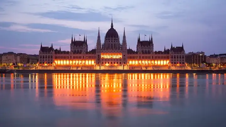 Hungarian Parliament 2015-02