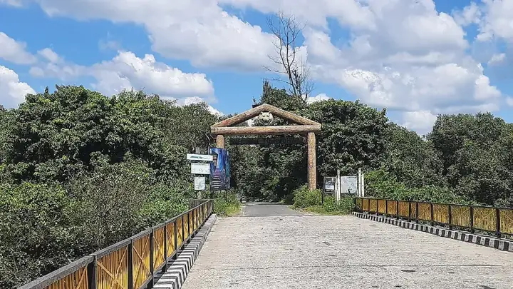 Gate of Dudhwa National Park