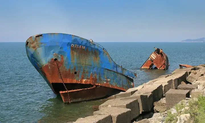 Shipwreck Batumi Georgia R Bartz