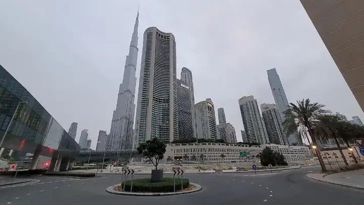 Front view from Burj Khalifa Metro Station