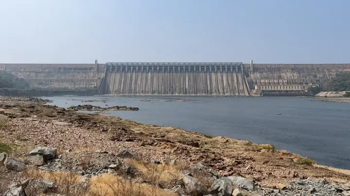 Nagarjuna Sagar dam with all Crest gates closed