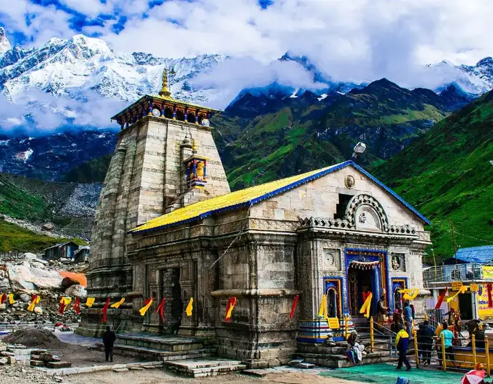 Kedarnath Temple in Rainy season