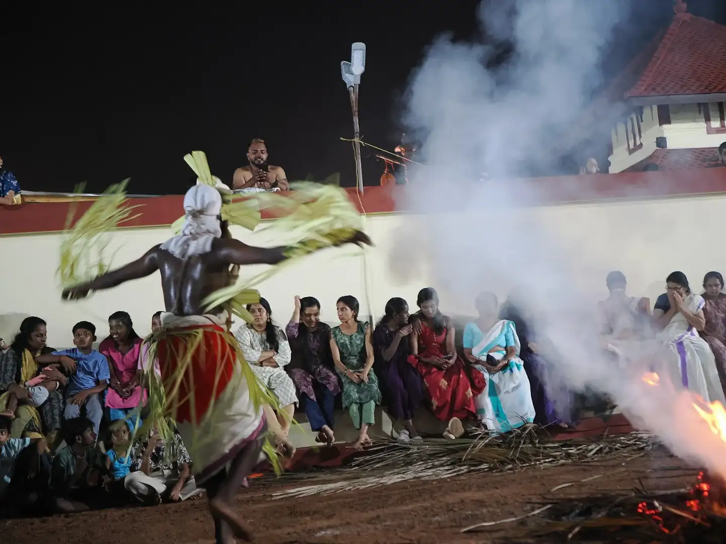 Padayani at nattakom