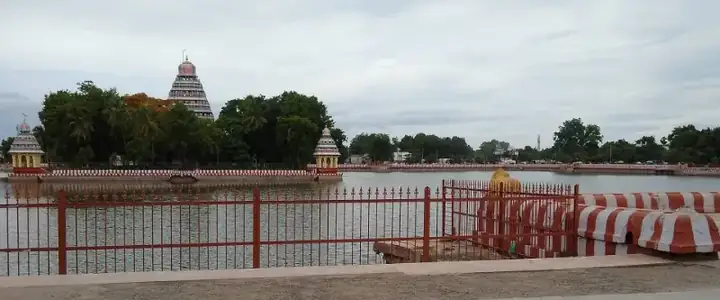 Madurai Teppakulam and Vigneshwar Temple at MyaMandapam