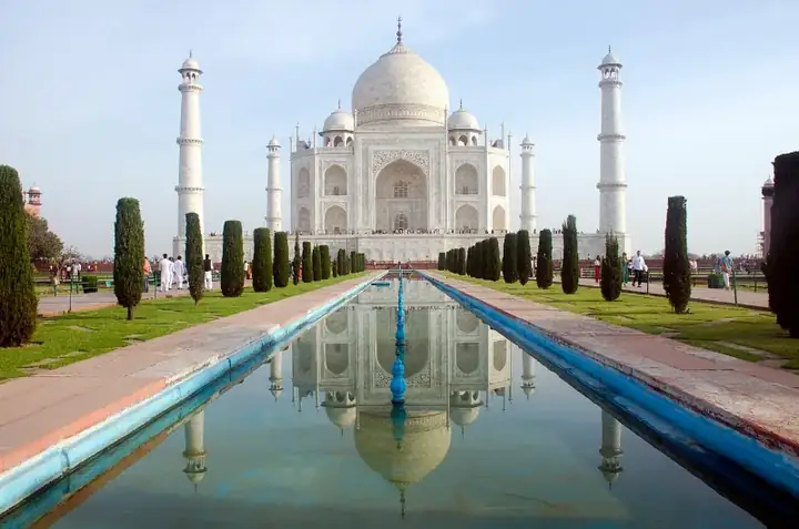 Taj Mahal reflection