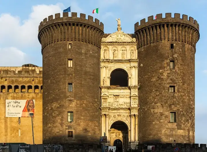Castel Nuovo , Entrance, Naples