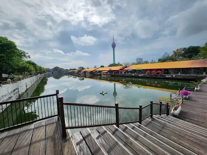 Lotus Tower Floating Market Colombo Srilanka Andres Larin