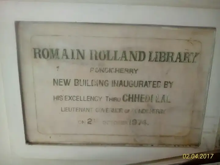 Namestone roman rolland library