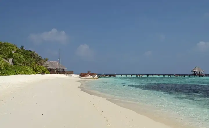 Beach and pier. Eriyadu, Maldives