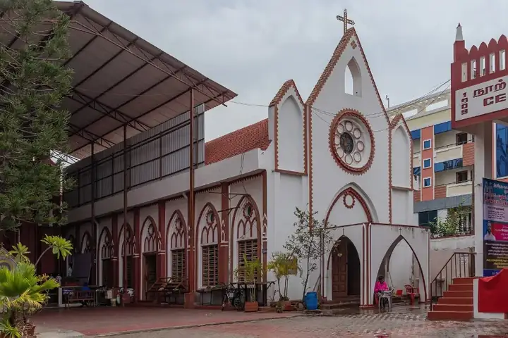 A building inside The Sacred Heart Basillica church, Puducherry