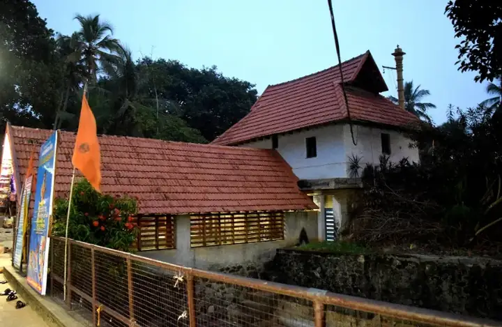 Thiruvallam Parasurama Temple EntranceDSC